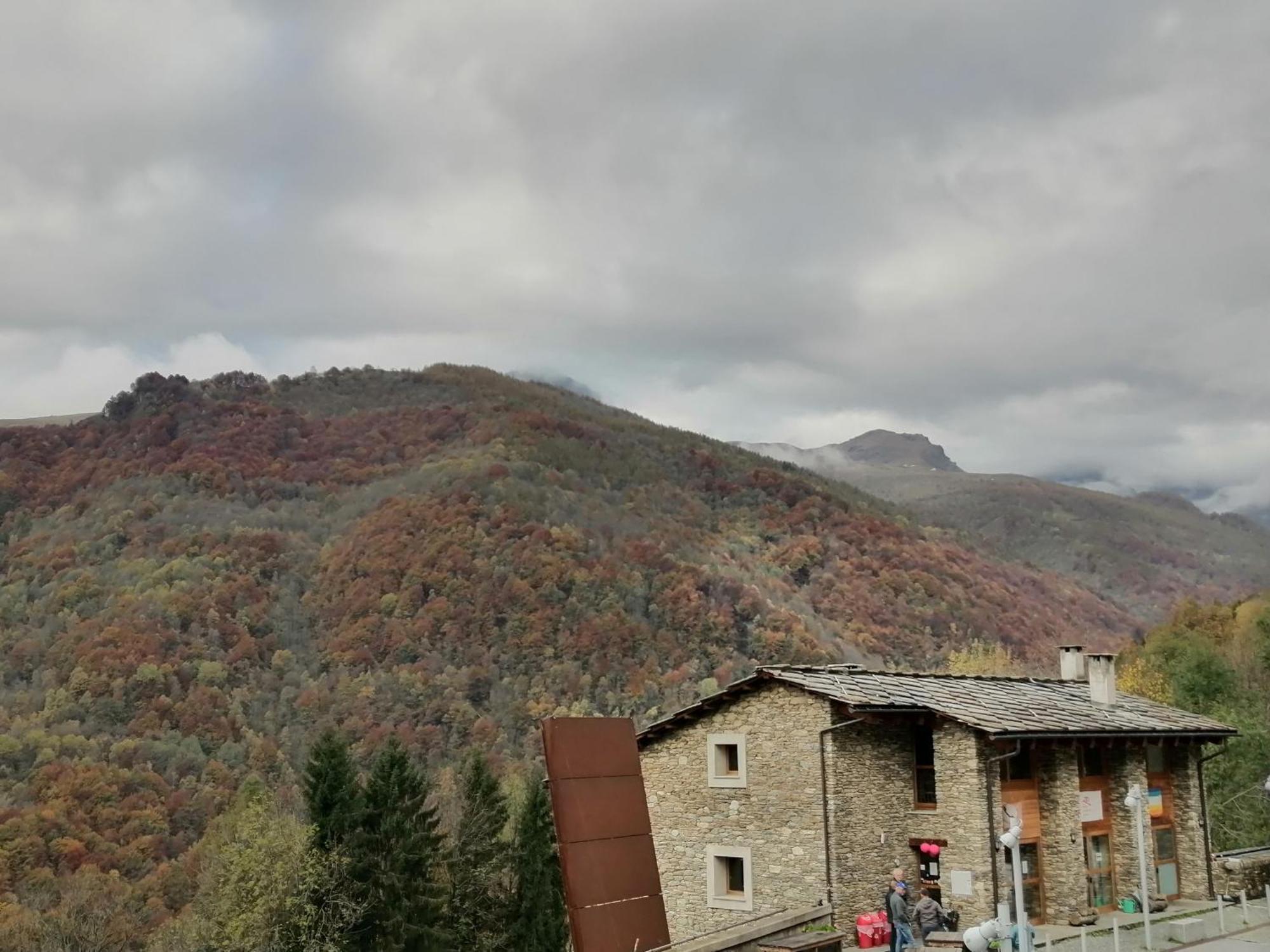 Rifugio Galaberna Hotell Ostana Eksteriør bilde